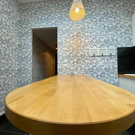 Jebari - Esprit Loft Proche Cite Medieval Et Aeroport Apartment