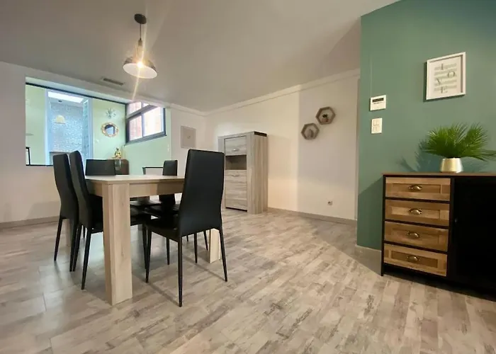 Jebari - Esprit Loft Proche Cite Medieval Et Aeroport *