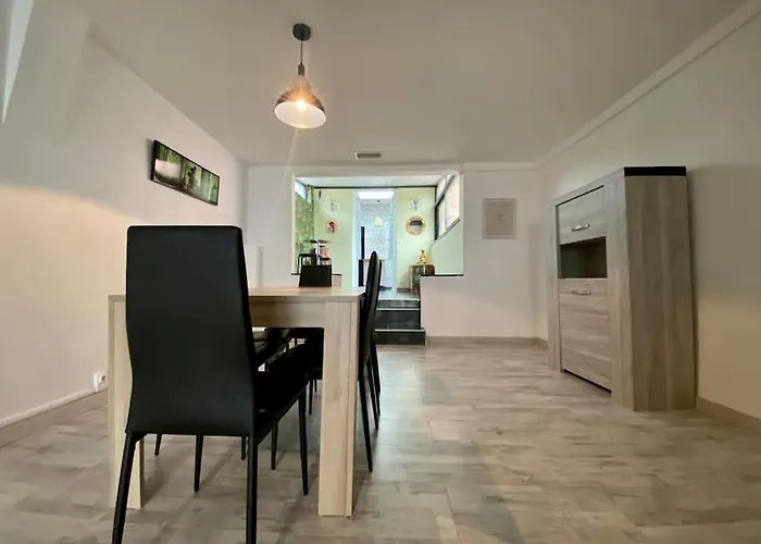 Jebari - Esprit Loft Proche Cite Medieval Et Aeroport Lejlighed *